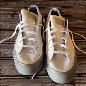 Converse Oxfords size 10